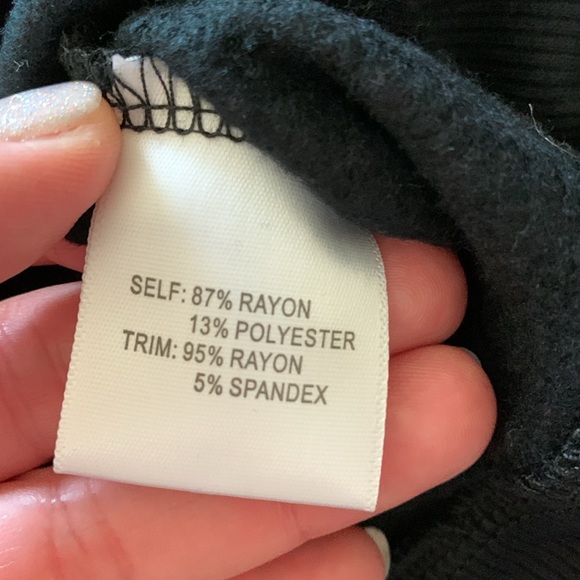 New Jane and Delancey Paris Skyline Pullover Sweatshirt - Picture 7 of 8